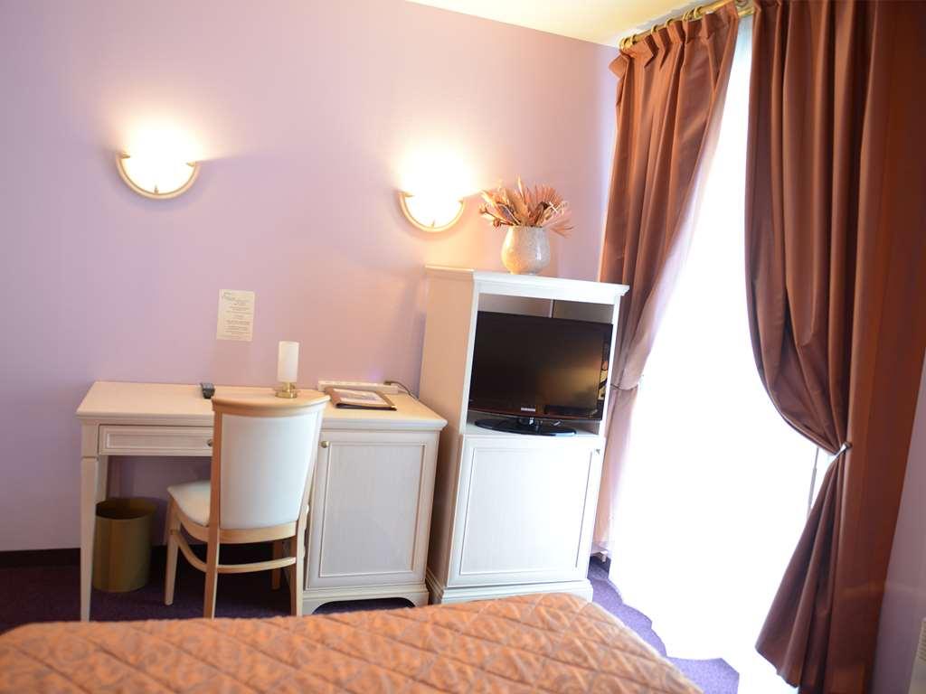 Best Western Flers Centre Gare Room photo